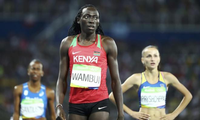 Margaret Wambui antes de la semifinal de los 800 metros