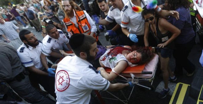 Al menos seis personas resultaron heridas, tres de ellas de gravedad, en un ataque con arma blanca mientras participaban en la Marcha del Orgullo Gay en Jerusalén