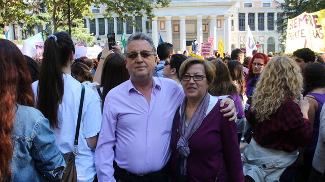 Juan Andrés ha acudido con su mujer. También su hijo y su hija estaban en la marcha contra la violencia