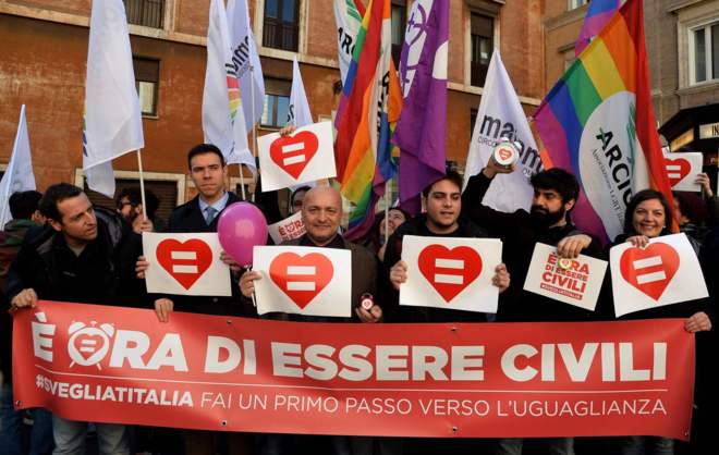 Manifestación de apoyo a las uniones homosexuales en Italia