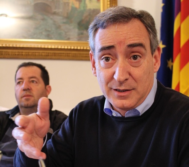 El portavoz del PP, Carles Simarro, con Juan Ruiz en una imagen de archivo.