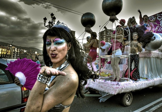 Manifestación del día del orgullo gay, lesbico y transexual en Bilbao, País Vasco